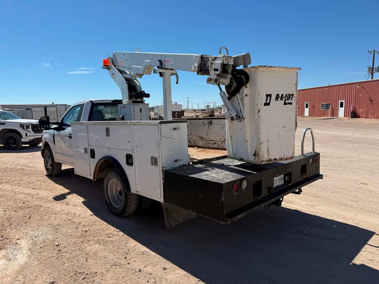 2019-ford-f350-image-3