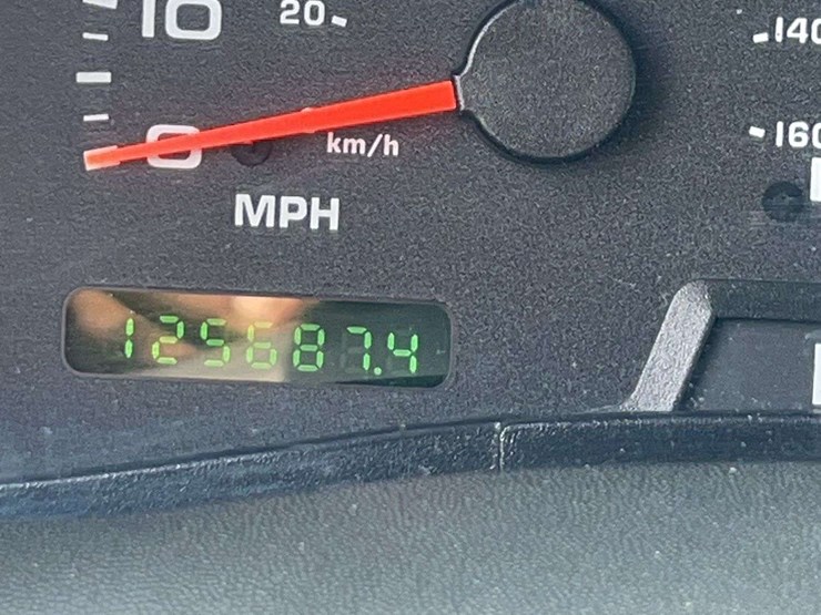 2002-ford-f250-xlt-image-24