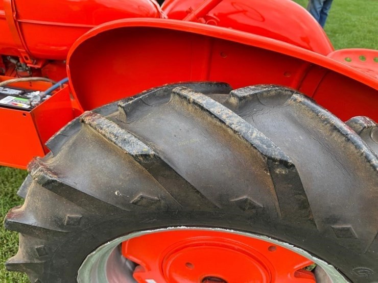 1949-allis-chalmers-ib-tractor-image-7