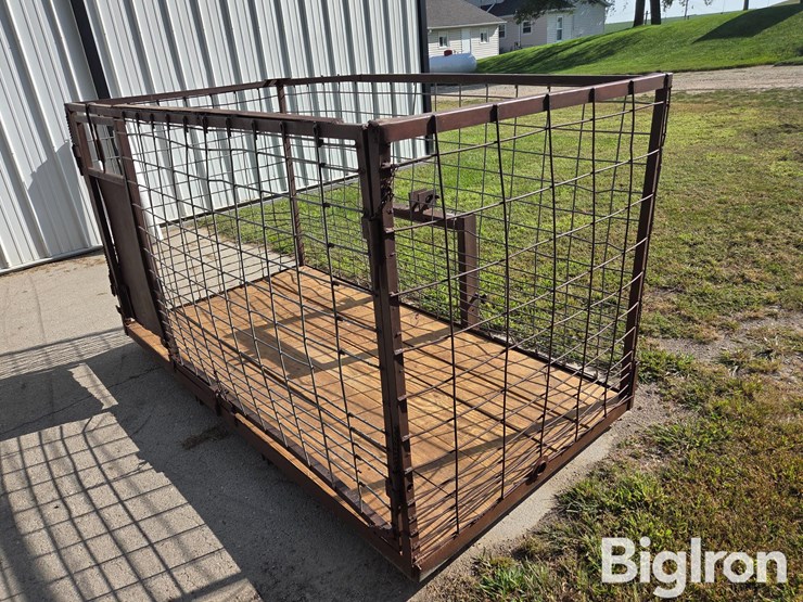 shop-built-3-pt-livestock-carrier-image-1