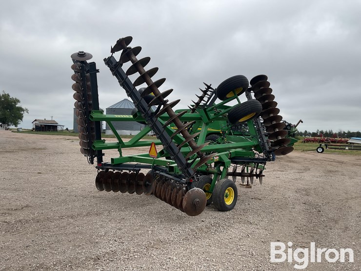 john-deere-630-image-5