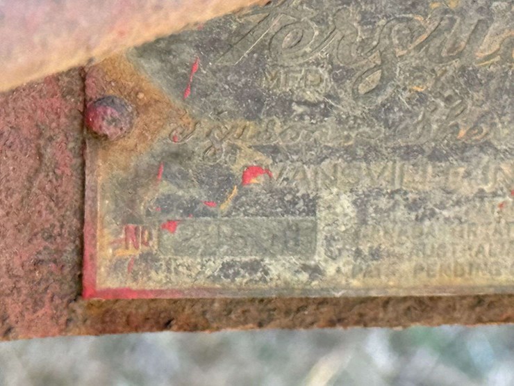 ferguson-2-bottom-3-point-plow-–-complete-with-depth-lever,-evansville,-in-tag-image-4