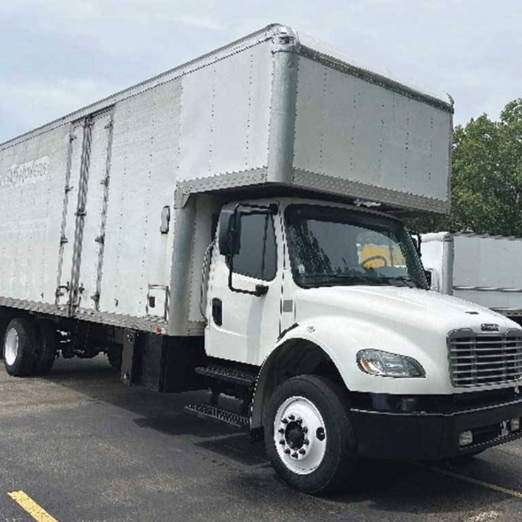 2018 FREIGHTLINER M2 106 Business Class