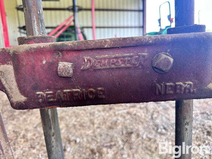 dempster-antique-belt-driven-well-pump-image-11