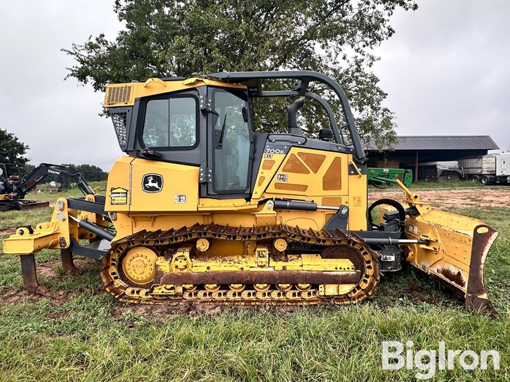 2017-deere-700k-xlt-image-4