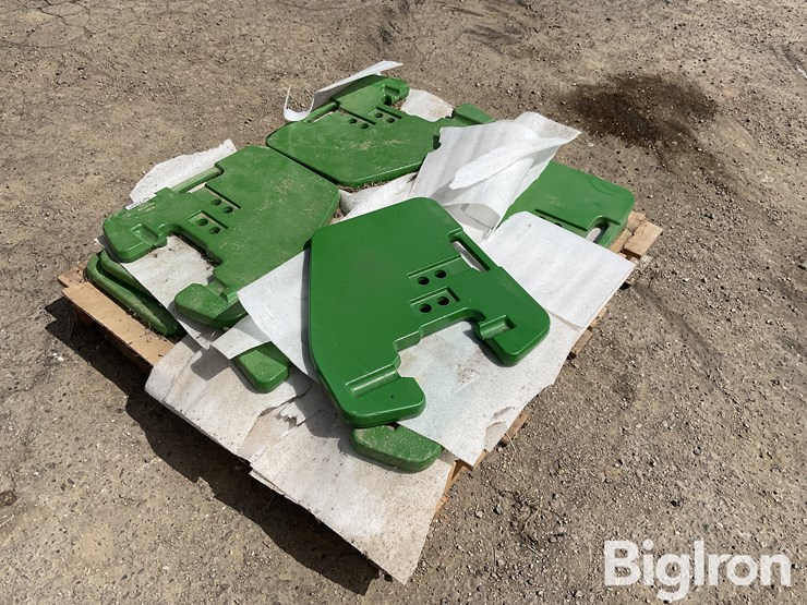 john-deere-12-image-3