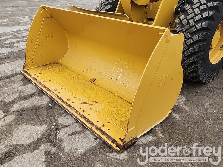 2018-caterpillar-910m-image-22