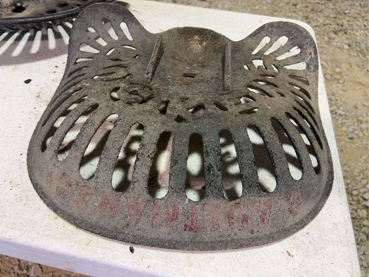 (3)-cast-iron-seats-image-6