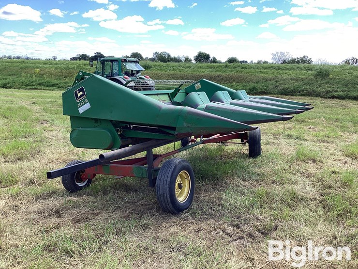 john-deere-444-image-5