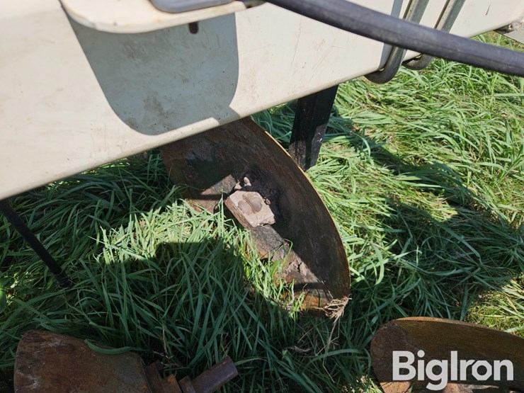 patriot-pivot-track-closer-image-15
