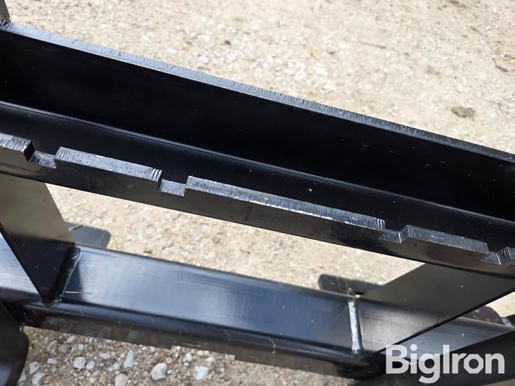 2025-msi-pallet-fork-attachment-image-10