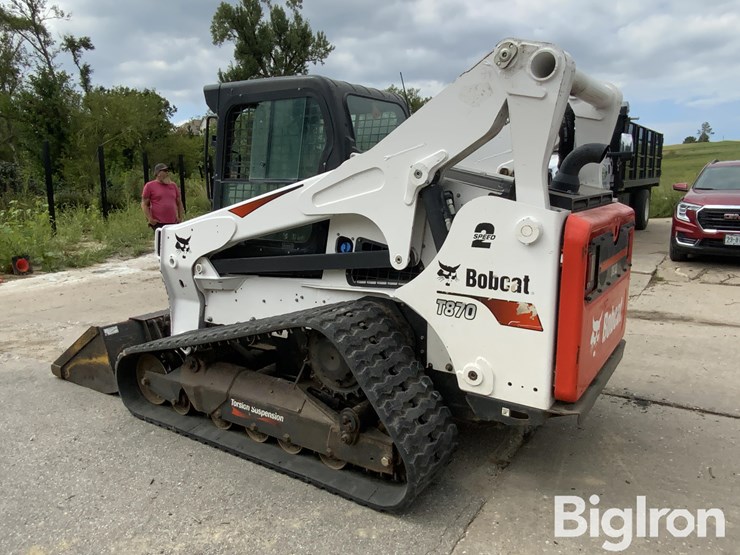 2021-bobcat-t870-image-7