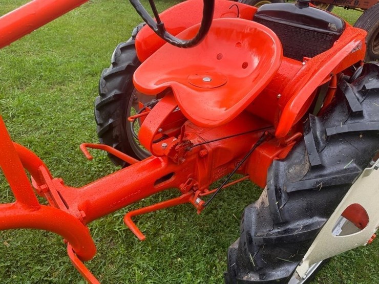 allis-chalmers-g-tractor-image-9