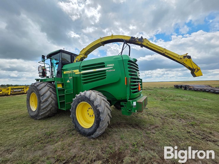 2010-john-deere-7950-image-7