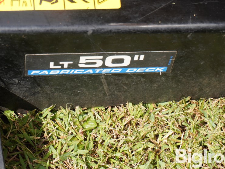 2019-cub-cadet-lt50-50"-lawn-tractor-image-14