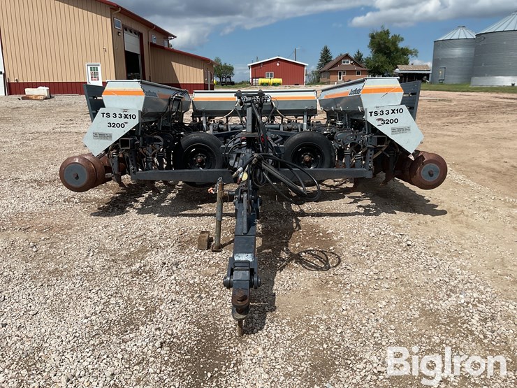 crust-buster-3200-image-2