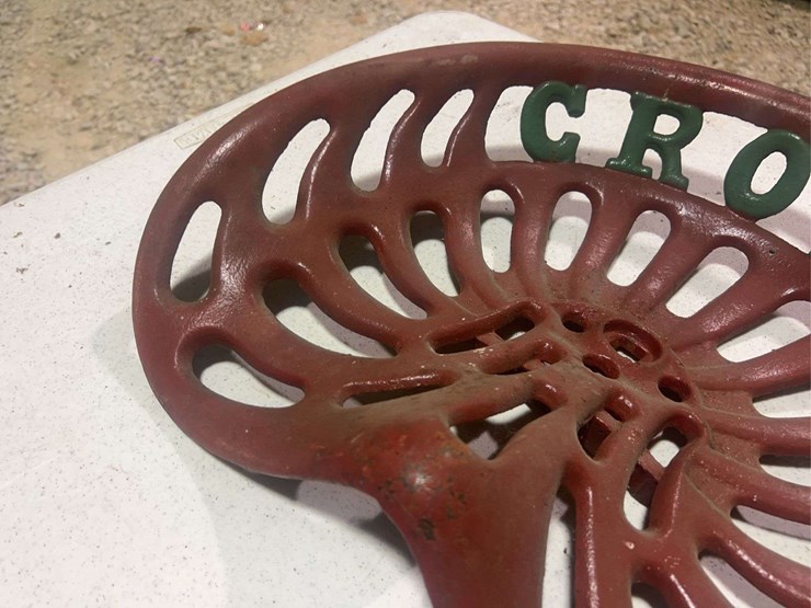 crown-seat-image-2