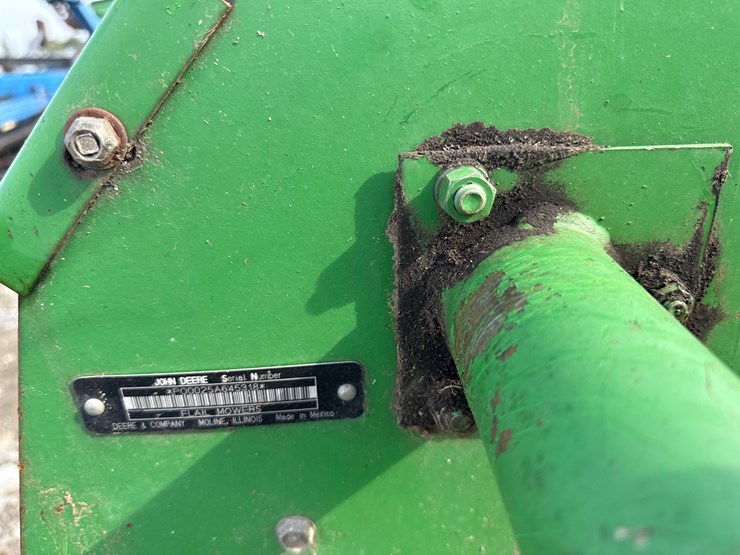 john-deere-7-image-14