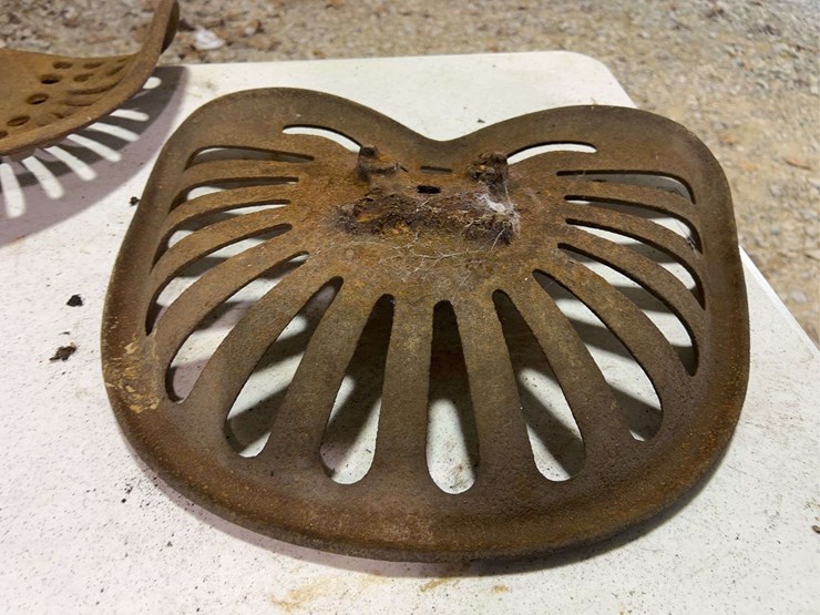 (3)-cast-iron-seats-image-6