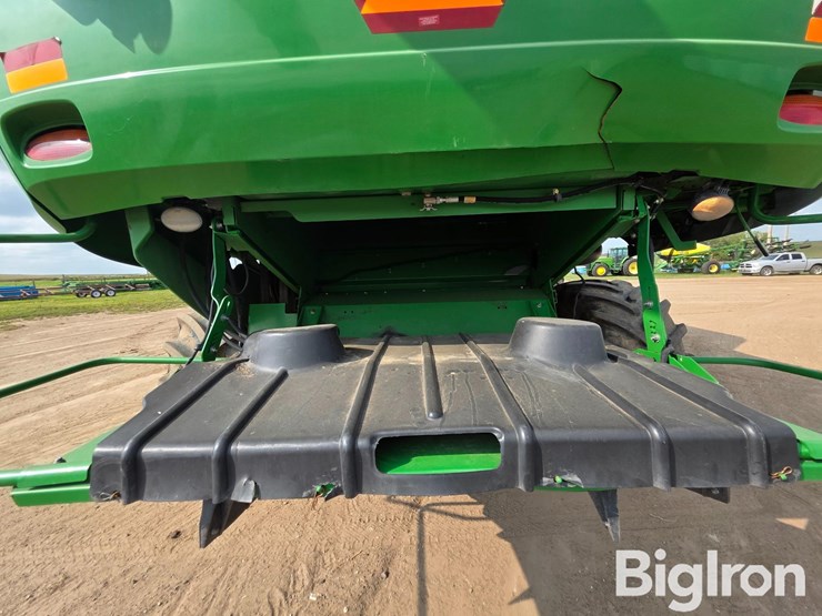 2012-john-deere-s670-image-19
