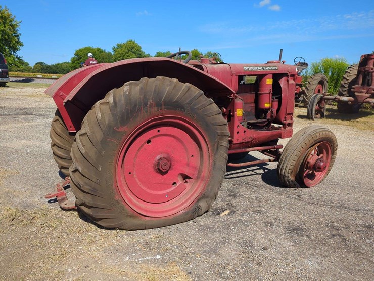 international-harvester---mccormick-deering-d-50-image-7