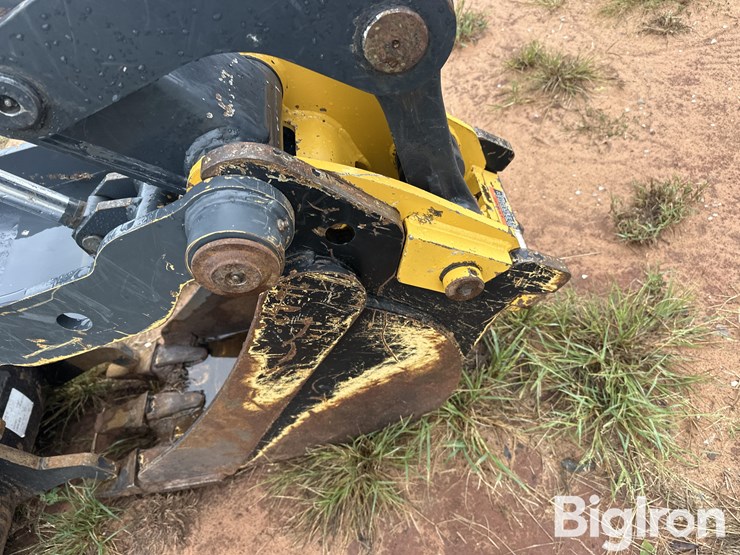 2020-deere-60g-image-17