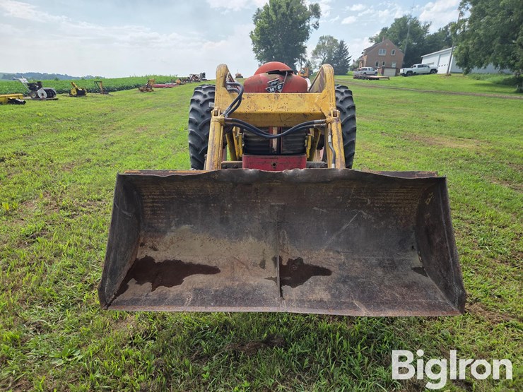 massey-ferguson-65-image-2
