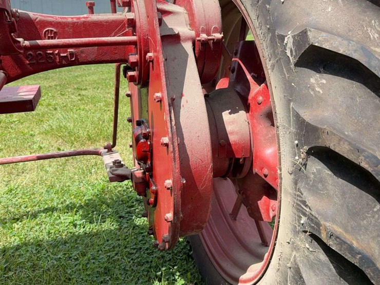 farmall-f-30-image-33