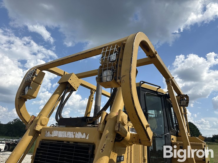 2006-caterpillar-d6r-image-11
