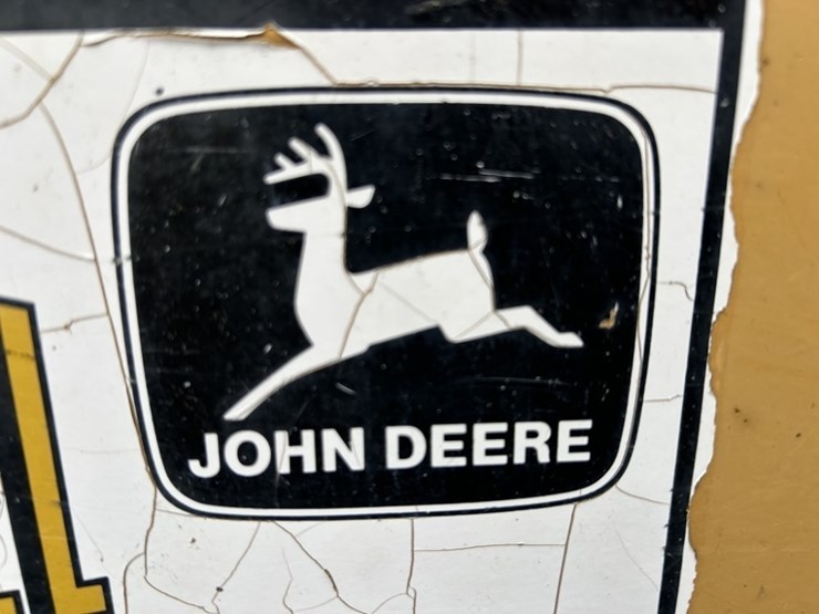deere-210le-image-11