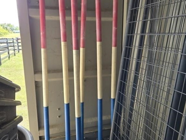 6-bobble-poles-image-1