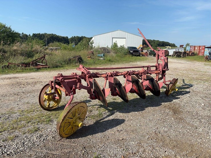 minneapolis-moline-disc-plow-image-5