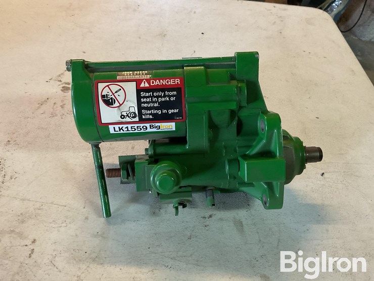 john-deere-12-image-2