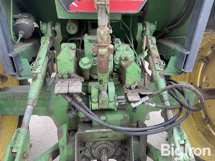 1982-john-deere-4440-image-11