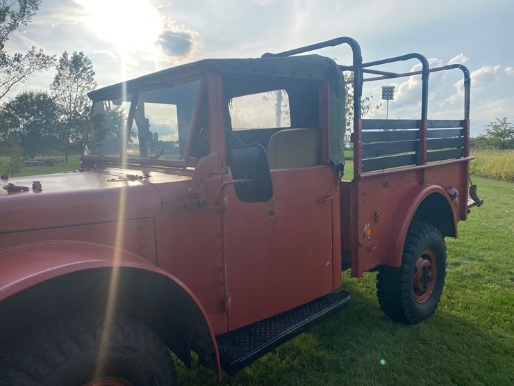 1952-dodge-m37-image-40