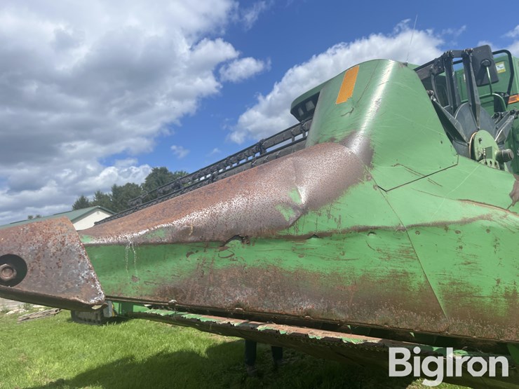 john-deere-216-image-15