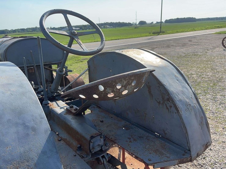 mccormick-deering-10-20-image-35