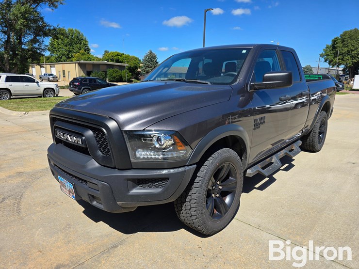 2021-ram-1500-classic-image-1