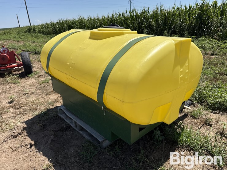 2012-john-deere-8320-image-3