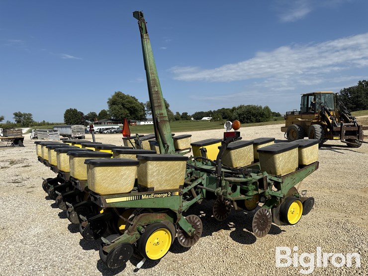 john-deere-7200-image-5