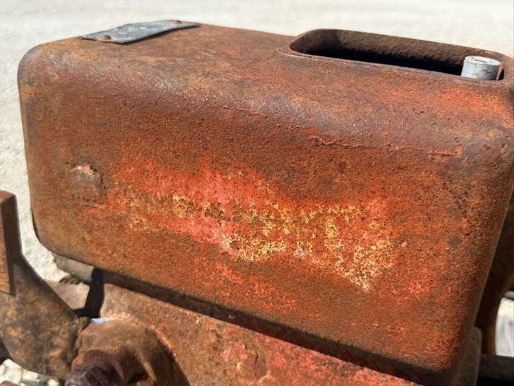 economy-hit-&-miss-gas-engine-image-11