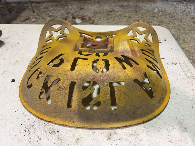 (2)-cast-iron-seats-image-6
