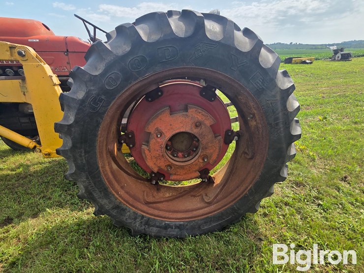 massey-ferguson-65-image-16