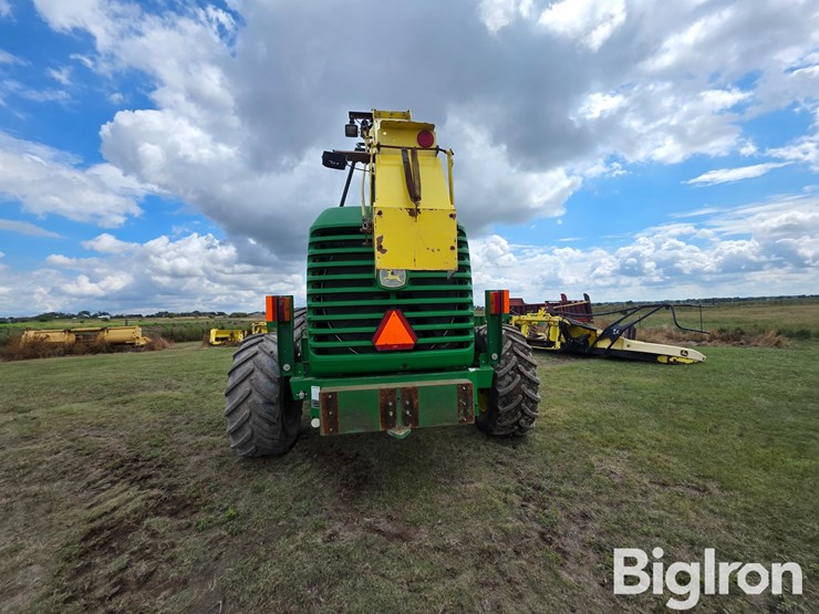 2010-john-deere-7950-image-6