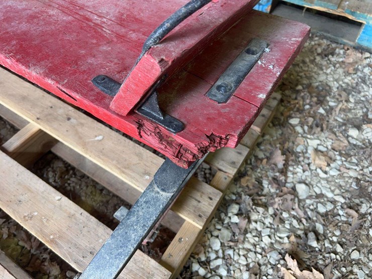 (4)-horse-collars-and-a-wagon-seat-image-9