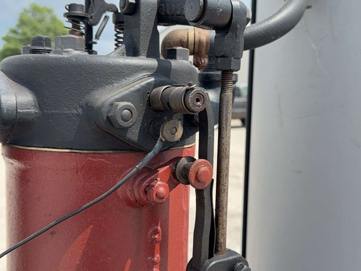 3-hp-international-harvester-“famous”-vertical-engine-image-19