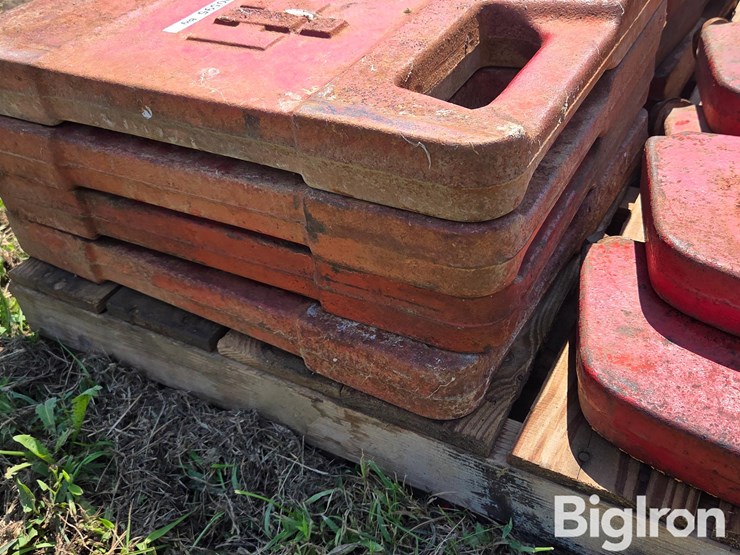 international-front-tractor-weights-image-9
