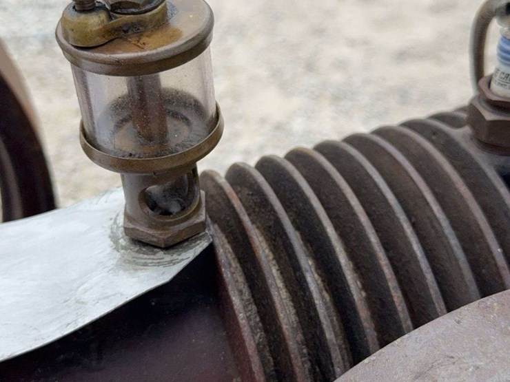 international-tom-thumb-engine-image-14