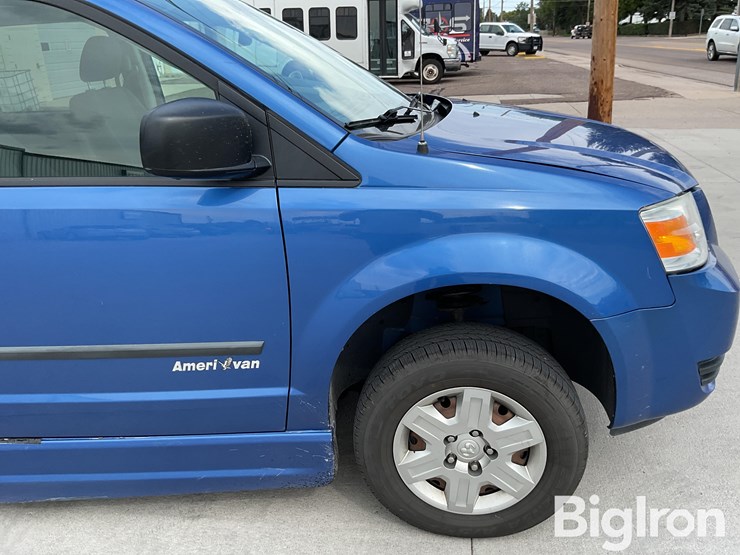 2008-dodge-grand-caravan-se-image-17
