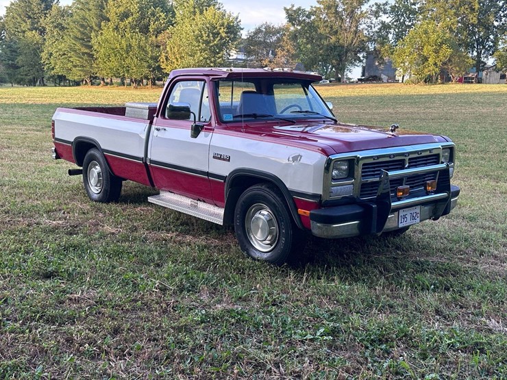 1991-dodge-d250-image-31